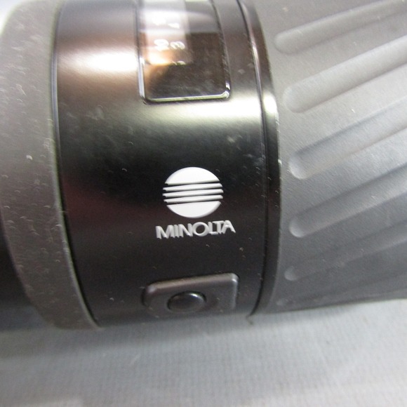 Minolta Zoom Lens 70-210mm f/4.5(22)-5.6 with Hood & Hoya HMC UV(0) 49mm Filter - Picture 2 of 8